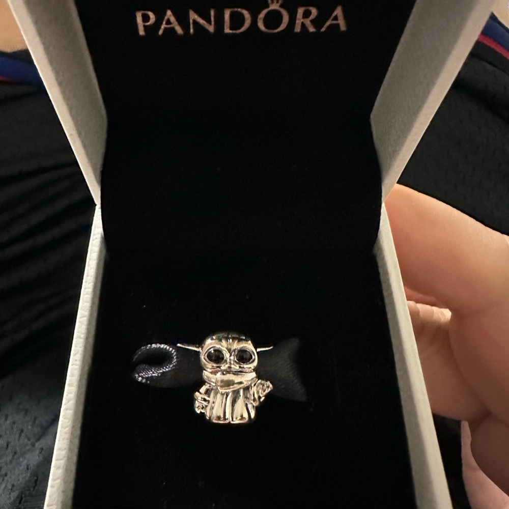 Brand new baby yoda grogu Pandora charm